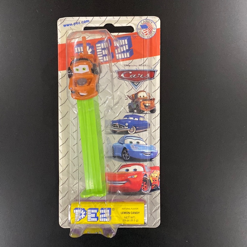 Retired Pez Dispenser (2014): Tow Mater (Disney/Pixar Cars)